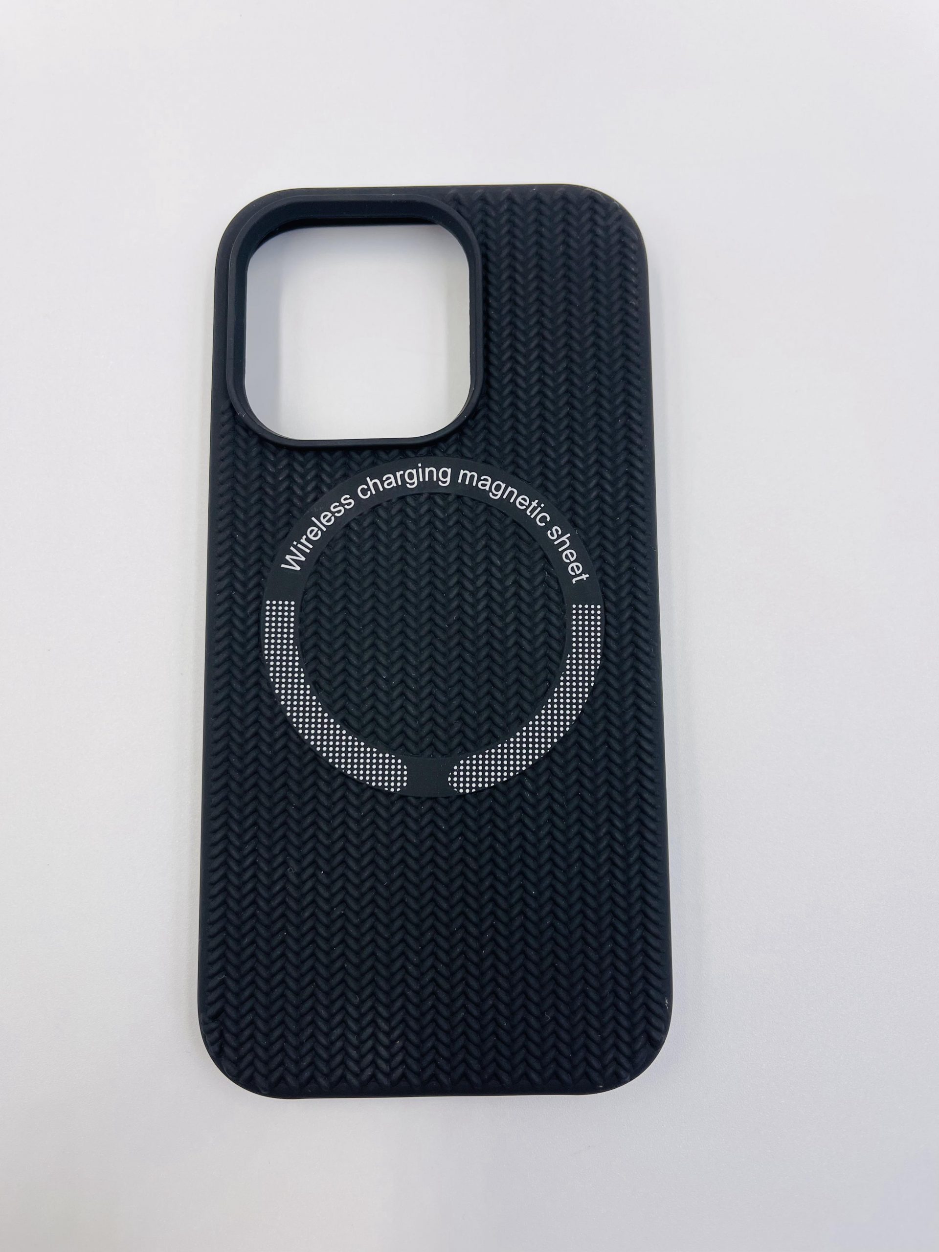 Gear 4 MagSaafe Case for Iphone
